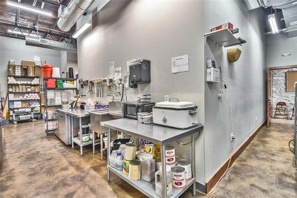 105 W Pearl St, Granbury, TX 76048